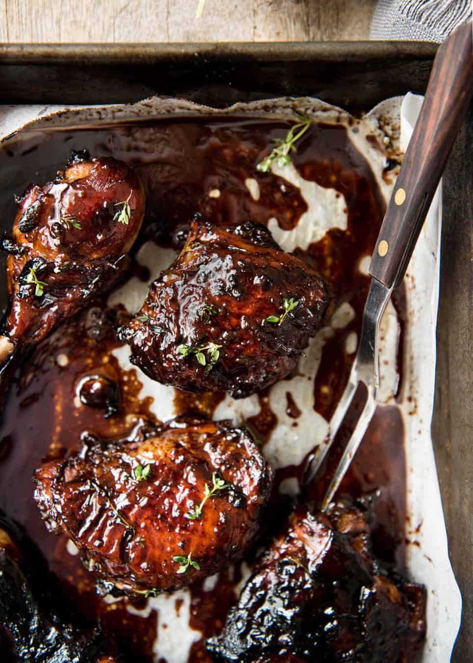 Balsamic vinegar, soy sauce, honey, sugar and garlic is all you need to make this super easy and fast Baked Balsamic Chicken! No marinating required. www.recipetineats.com