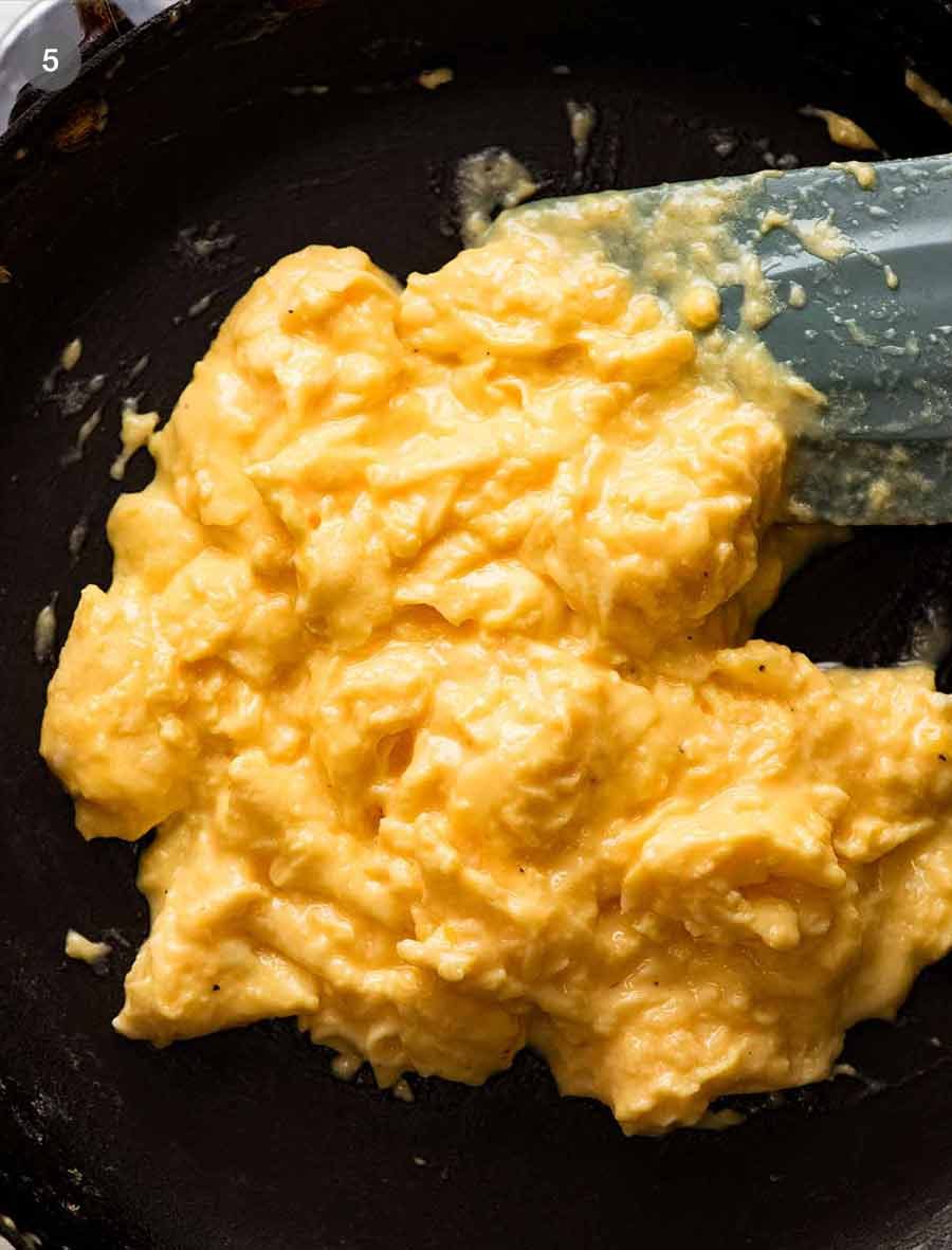 How to make Scrambled Eggs