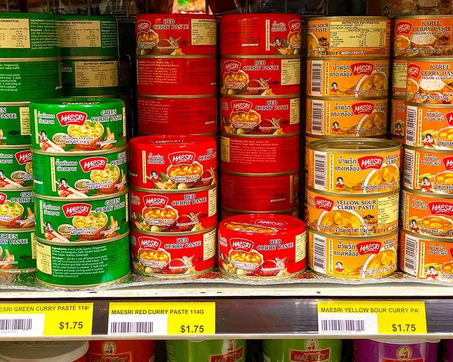 Maesri curry pastes - best curry pastes!