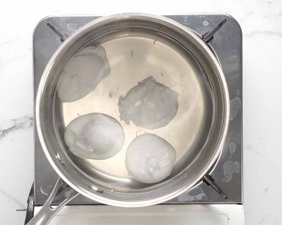 Reheating poached eggs