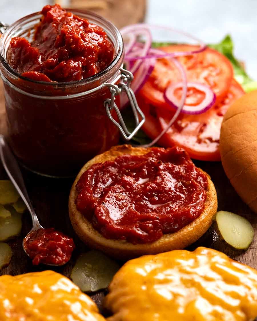 Quick tomato chutney burger sauce