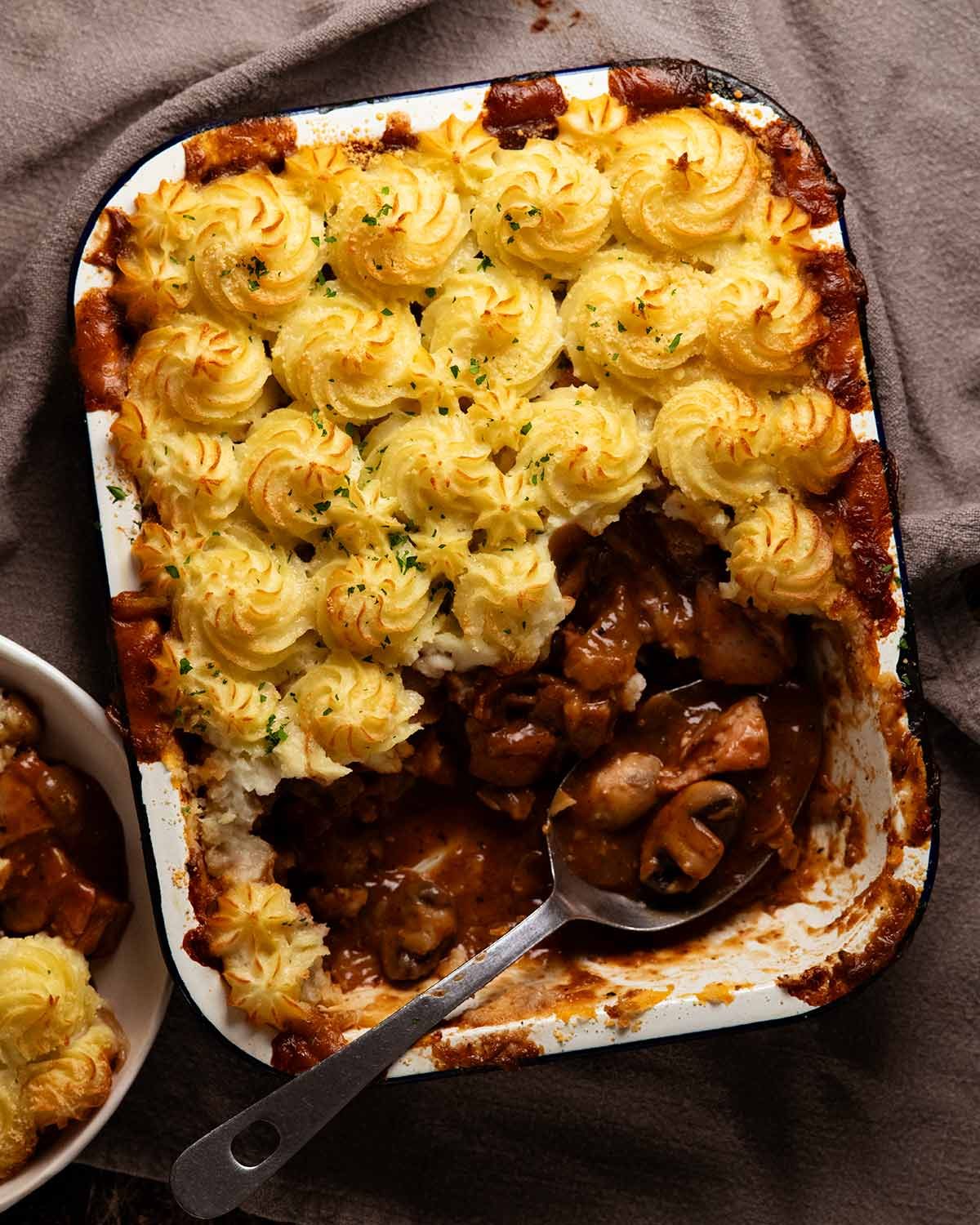 Duchess potato chicken mushroom pie