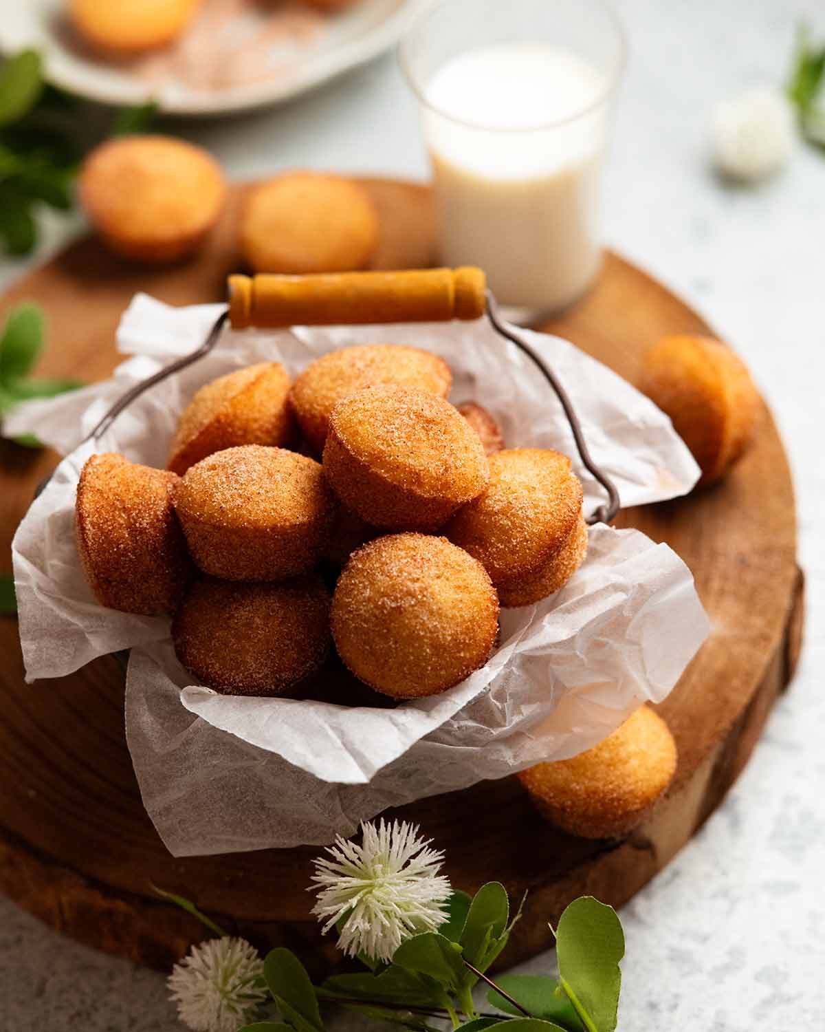 Mini cinnamon muffins